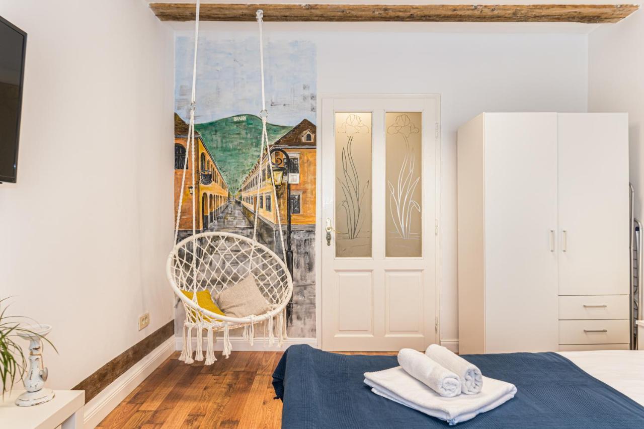 Apartment Lamp House